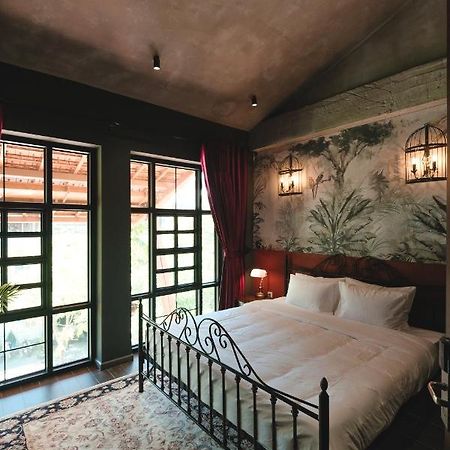 The Chum Boutique Hotel Hue Bagian luar foto